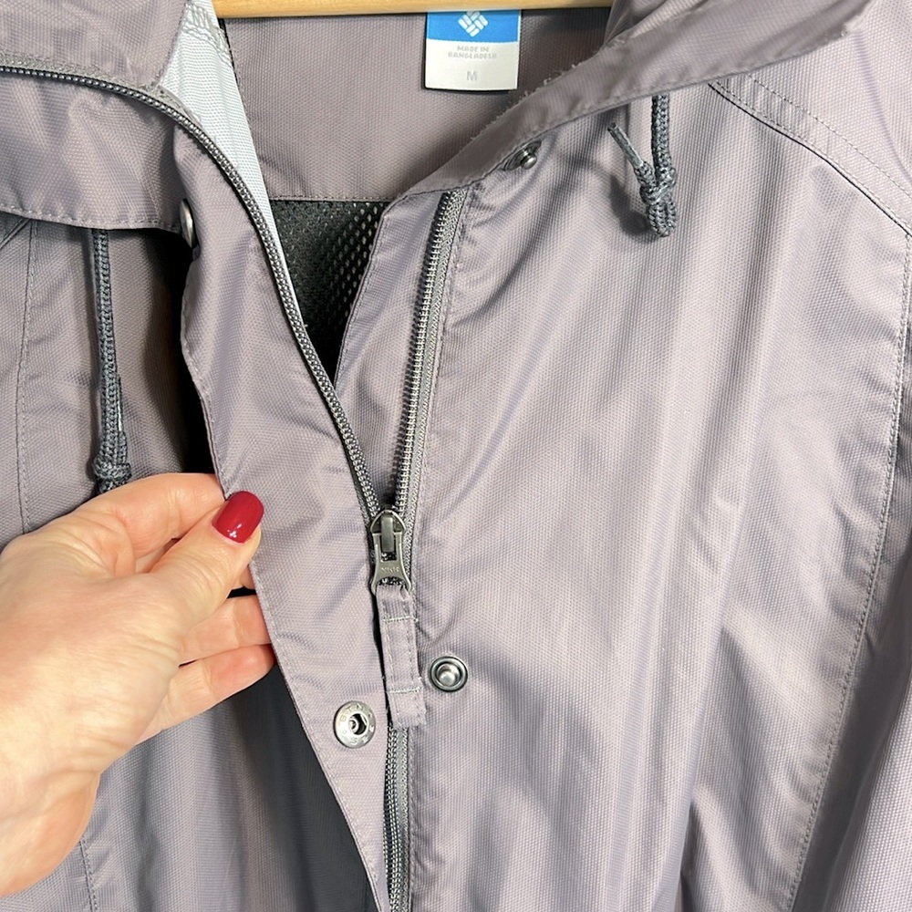 Columbia Omni-Shield Advanced Repellency Hooded Rain Trench Coat size M - Picture 4 of 14